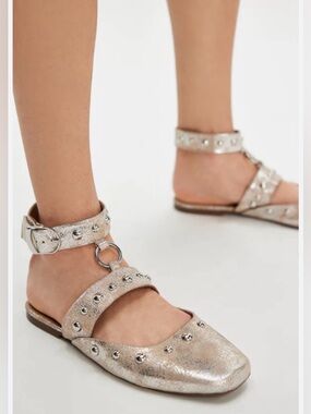 FREE PEOPLE CAMILLE MYSTIC O-RING FLATS